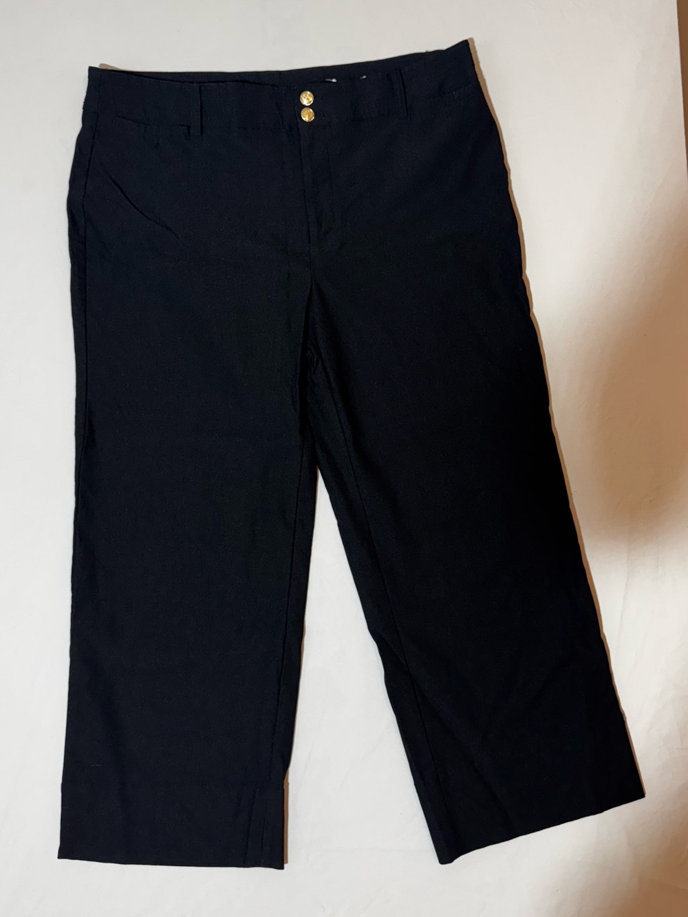 Chico's Black Straight-Leg Stretch Cropped Pants with Gold Buttons Size 14